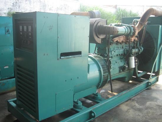 城关租赁发电机- 发电机碳刷磨损的原因是什么