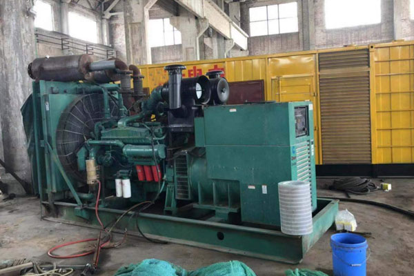 城关发电机组的空气滤清器应该如何保养？