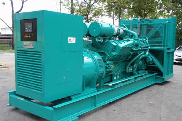 城关柴油发电机组电压不稳定怎样维修？