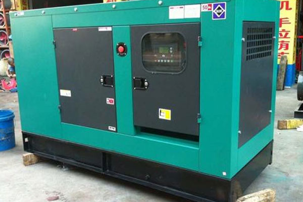 城关如何检查机油的使用时间？