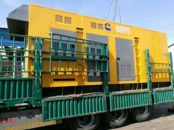 城关测量水冷式机油散热器密封件尺寸时的注意事项有哪些？