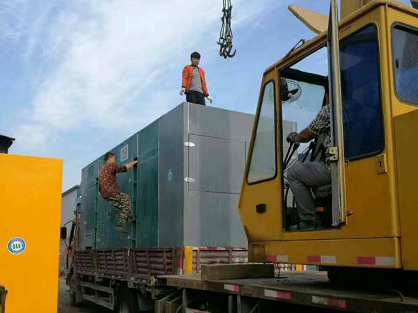 城关更换水冷式机油散热器密封件的操作流程是怎样的？